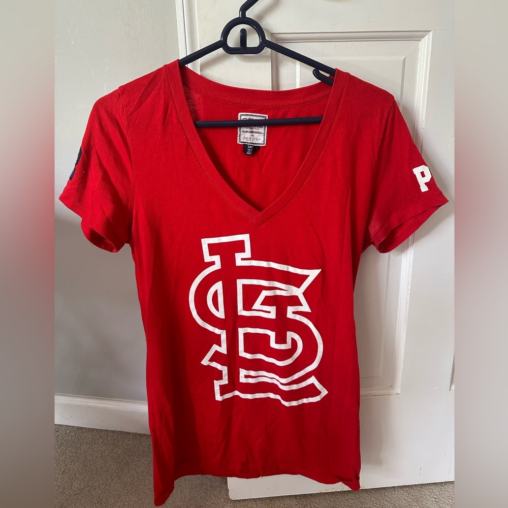 Womens St. Louis Cardinals V neck Tee